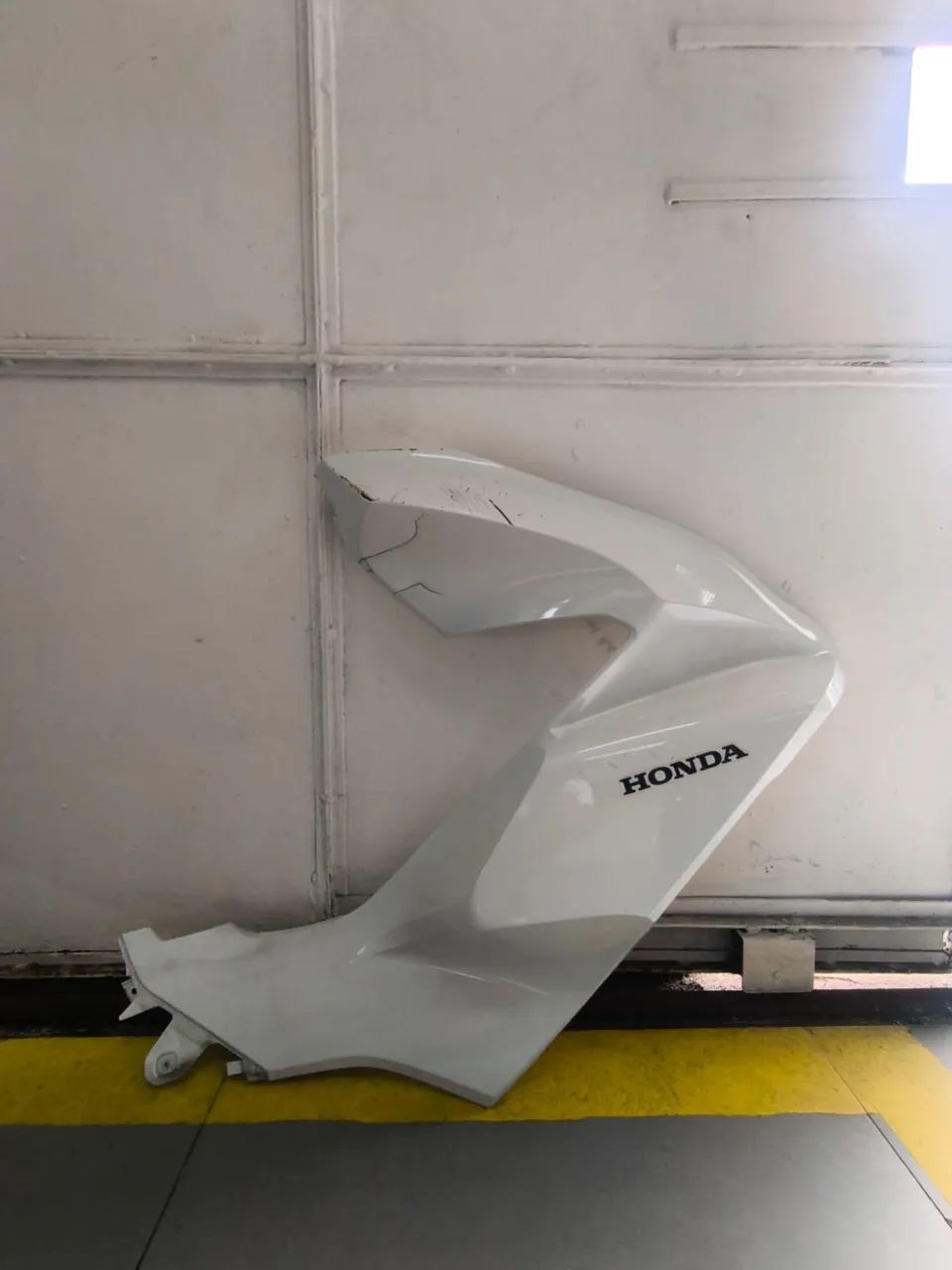Tampa dianteira direita de Honda PCX 2024 PARA REPARO!! - Foto 3