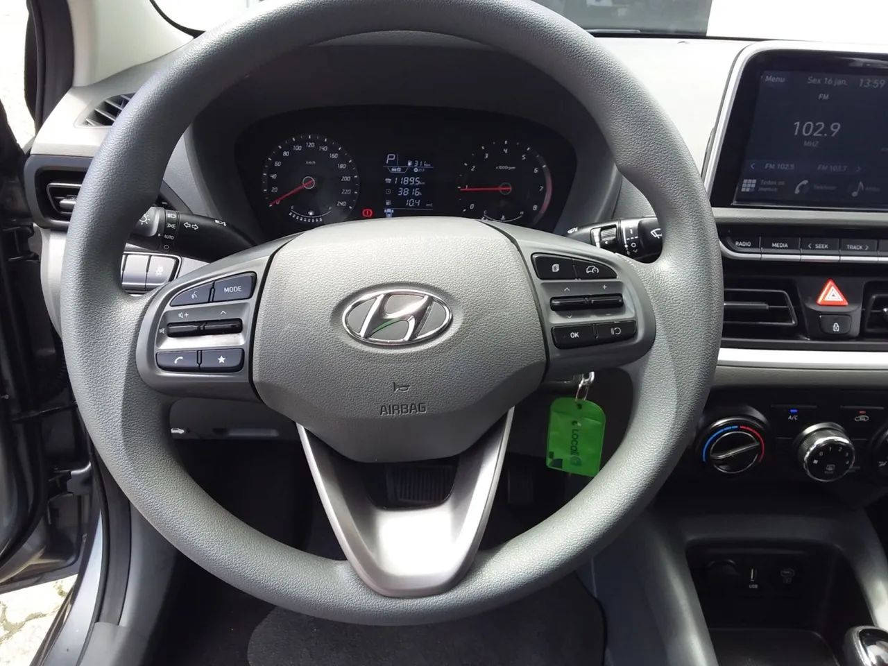 Hyundai HB20S Comfort Plus 1.0 TB Flex 12V Aut, foto 12 de 12