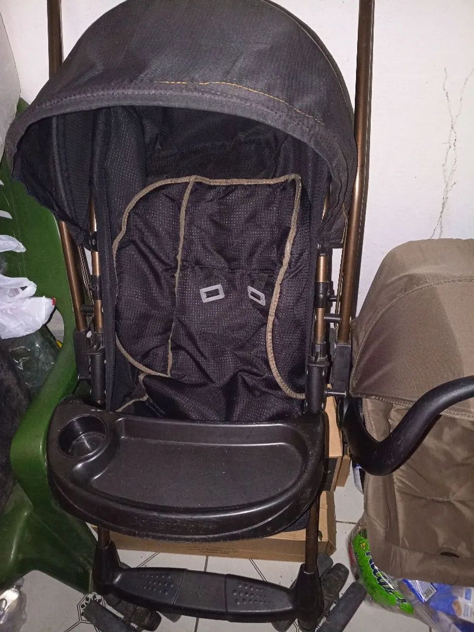 Vende se carinho de bebê e bebê conforto  - Foto 2