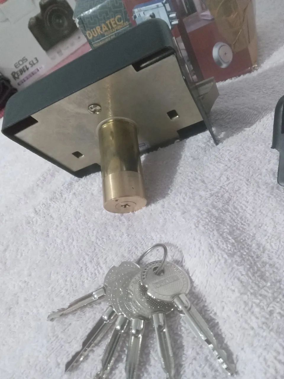 Surface-Mount Lock - Duratec65745825692289122