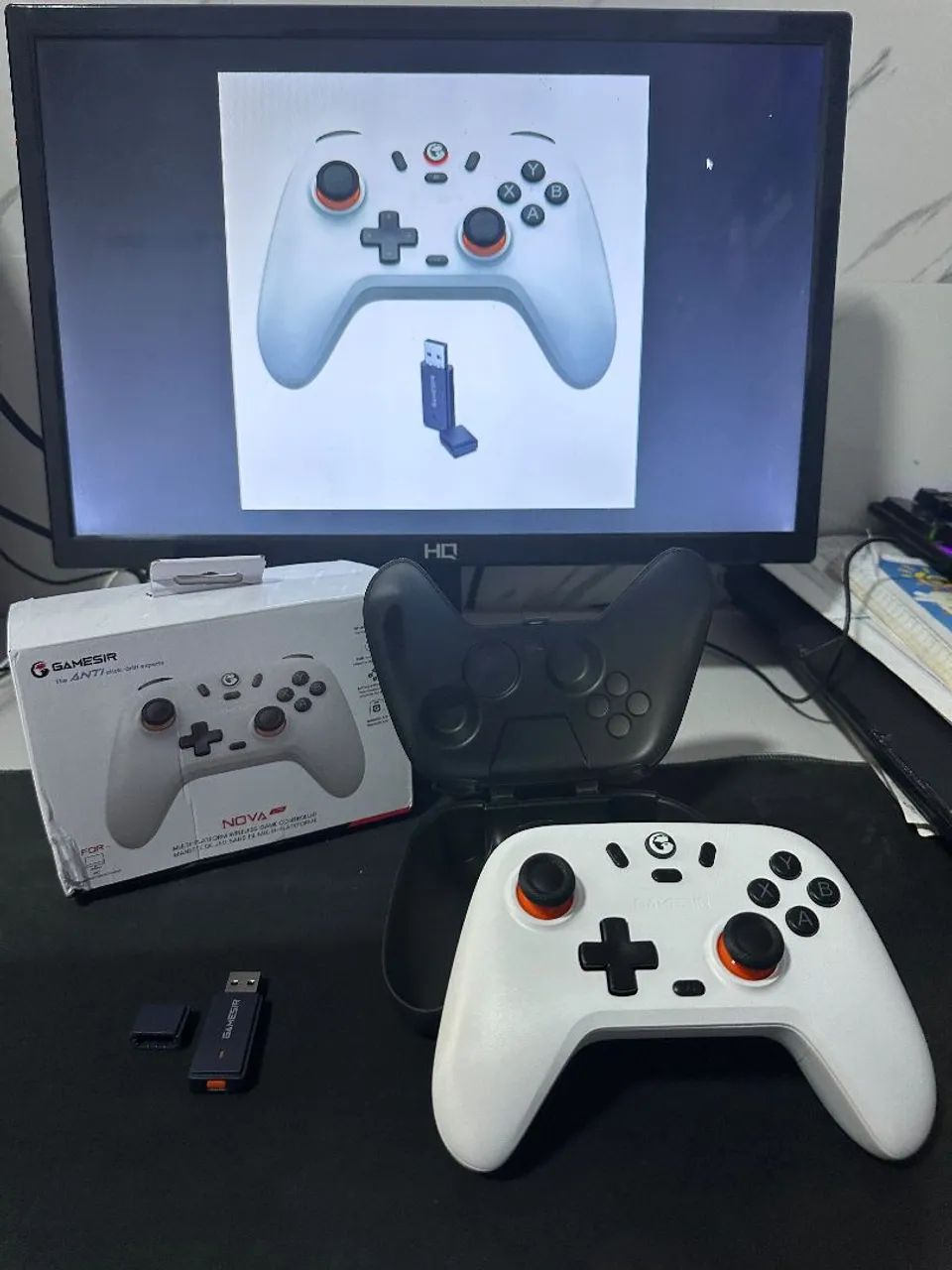 Controle GameSir Nova Lite, Multi-plataforma, Tri- Mode. Branco.
