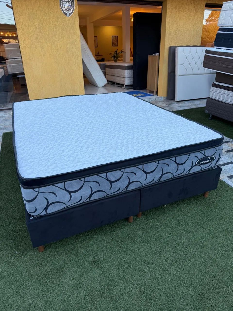Colchão Queen MAXFLEX SEMINOVO TOP - Entrego!  - Foto 5