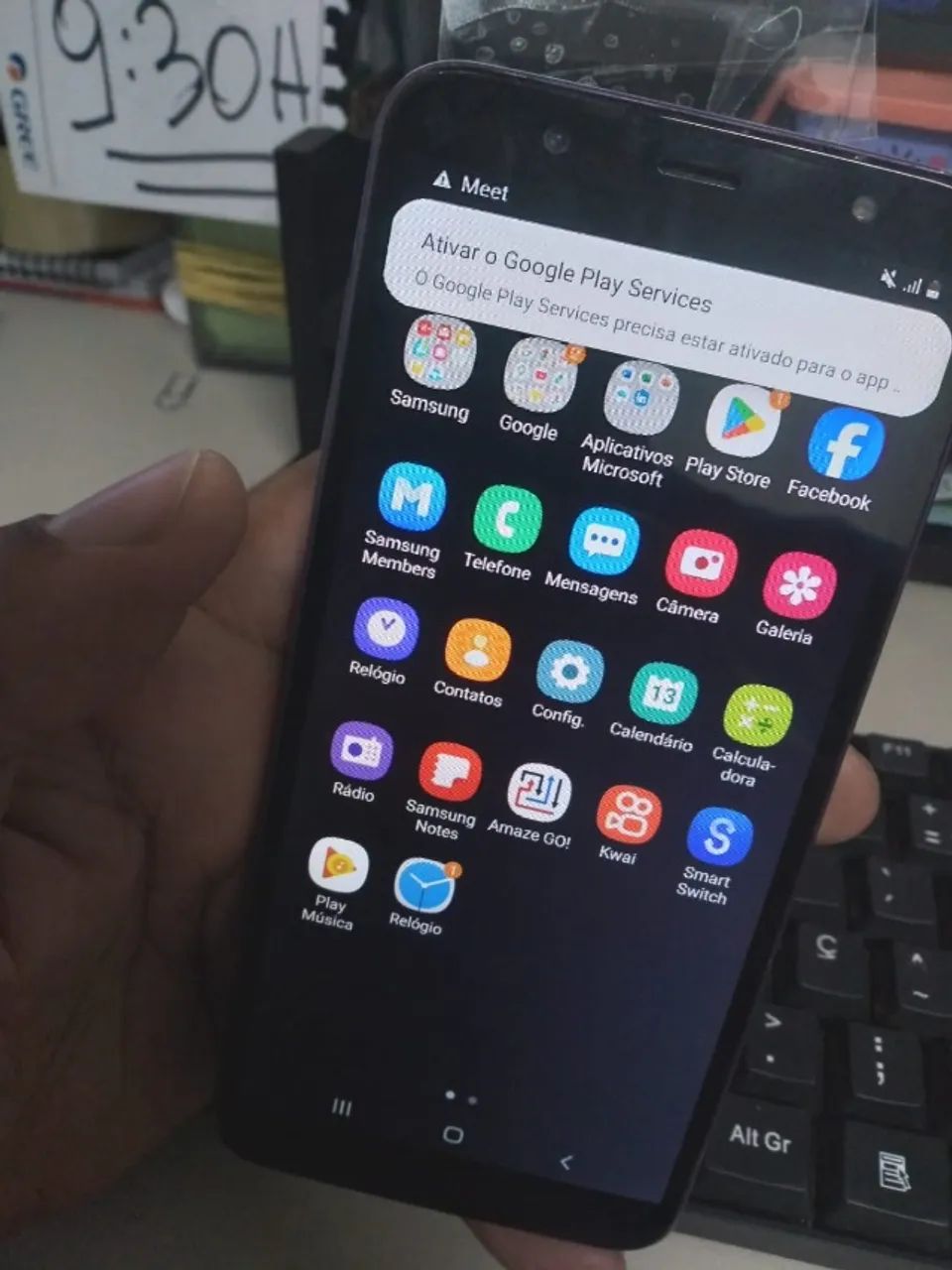 Samsung J8