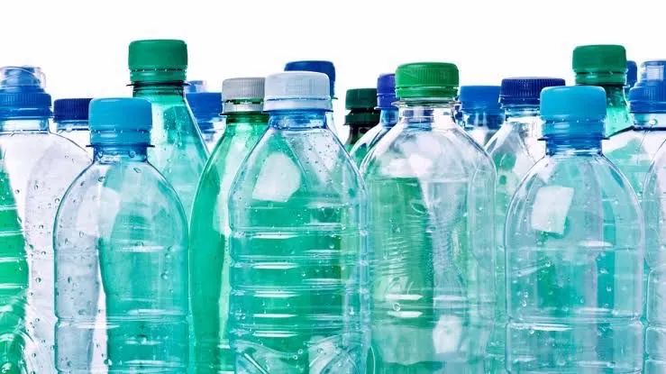 Compramos Pet reciclado R$2,30 kg