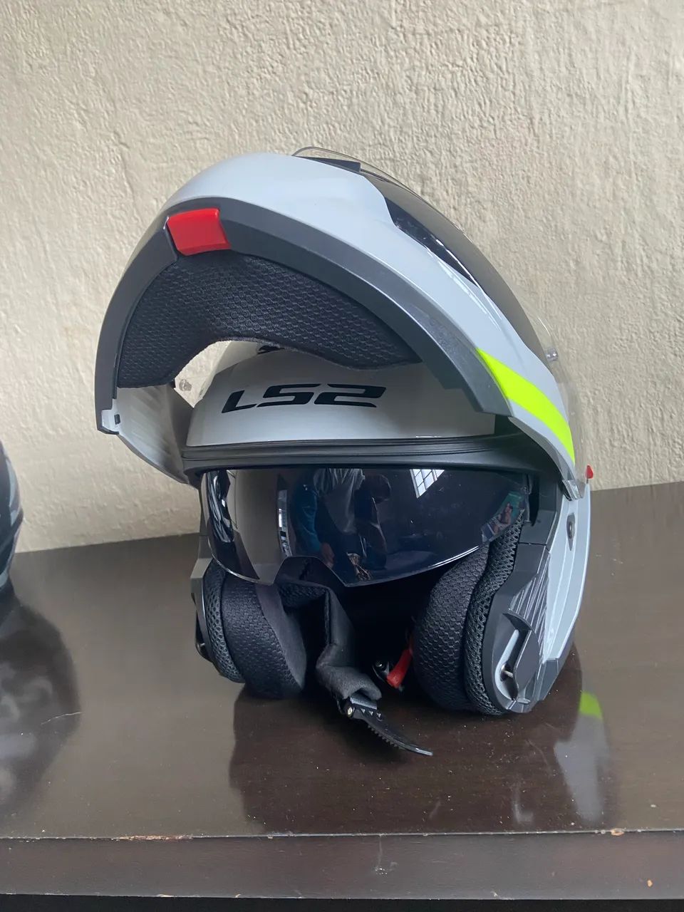 Capacete ls2 robocop zero