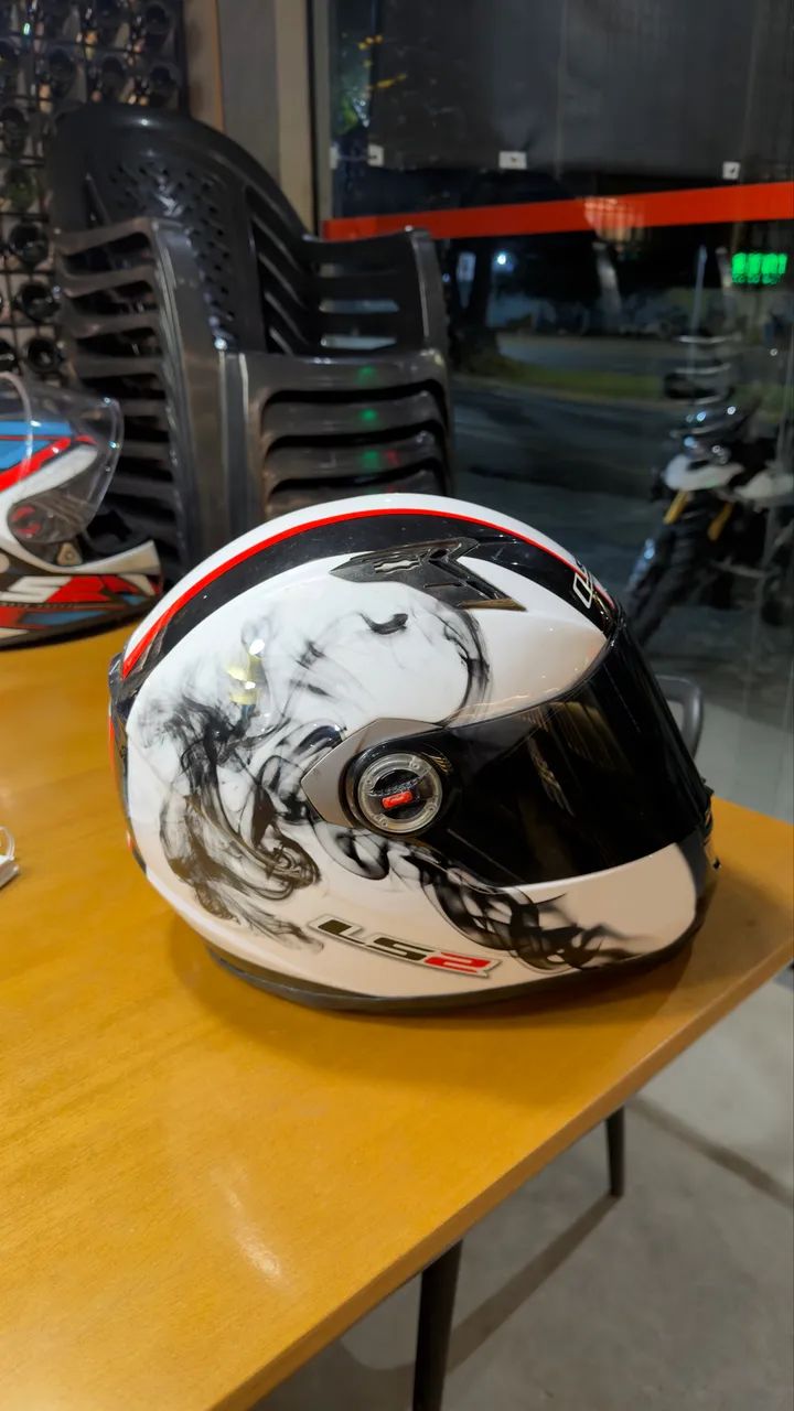 Capacete LS2 