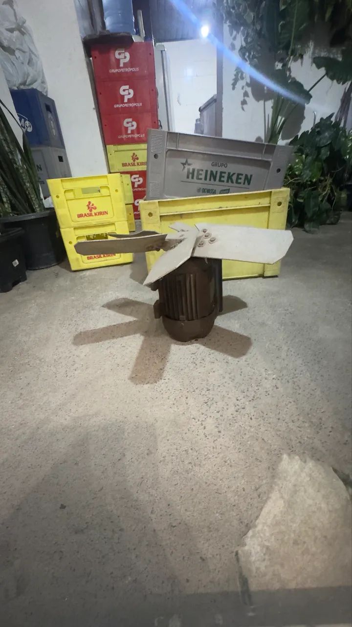Motor elétrico com hélice  - Foto 4