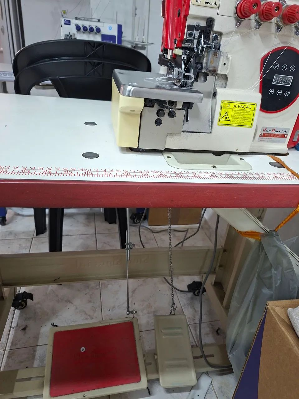 Maquina Interloque  - Foto 2