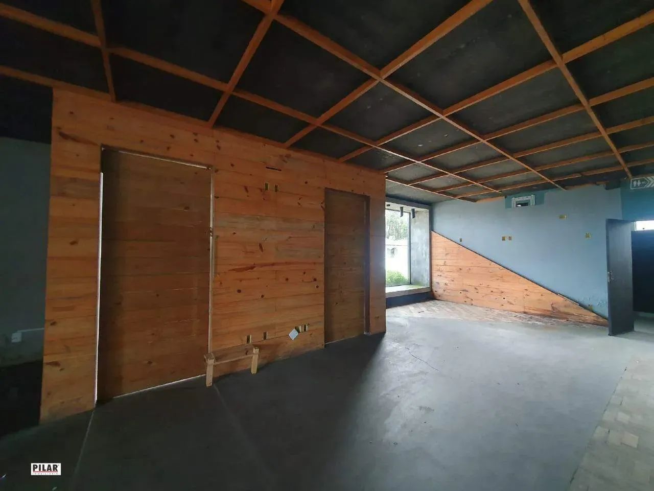 Sala para aluguel em Criciúma no bairro Santa Bárbara - Foto 2
