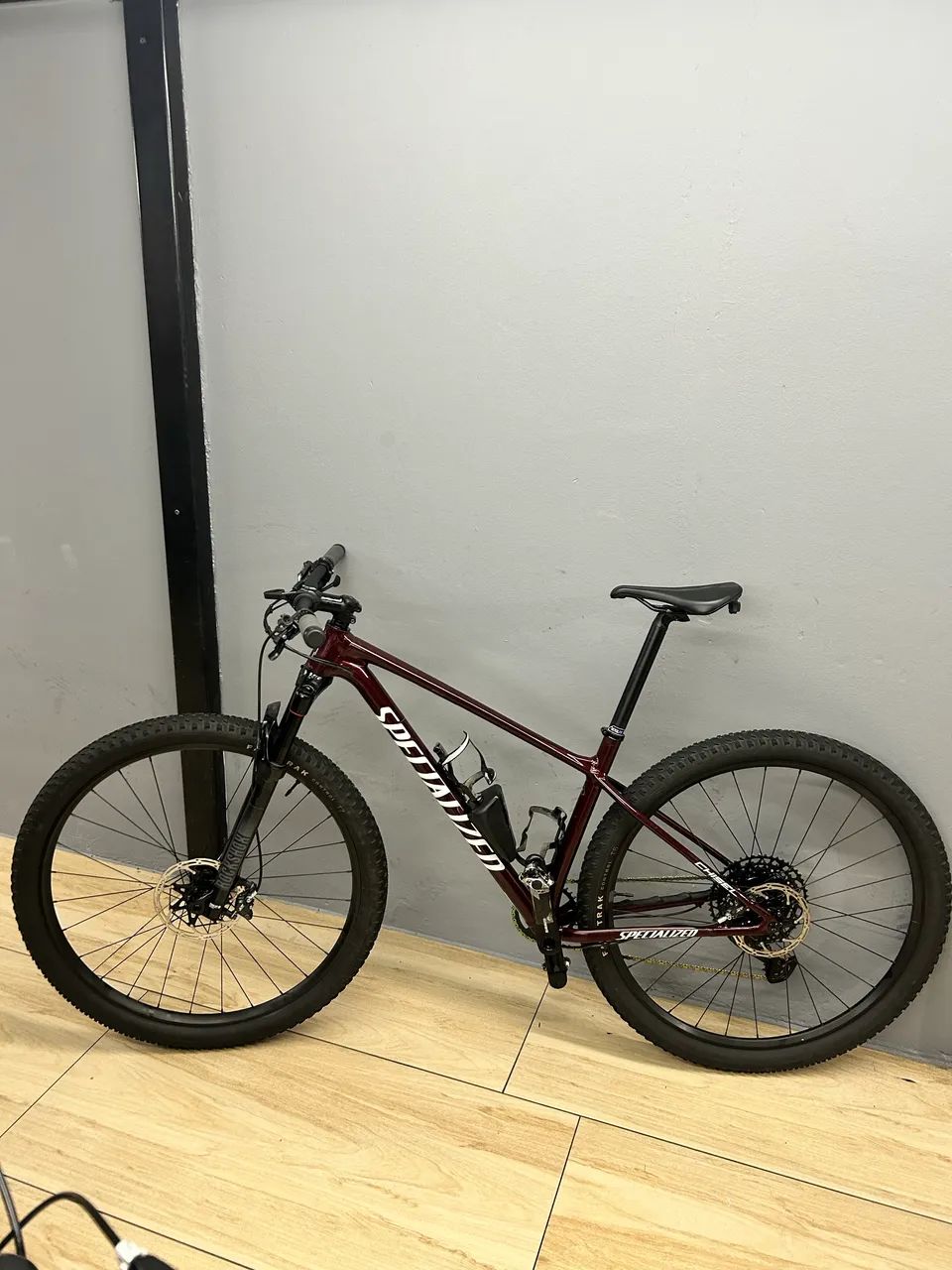 Bicicleta Specialized Chisel Comp 2024 - Foto 2