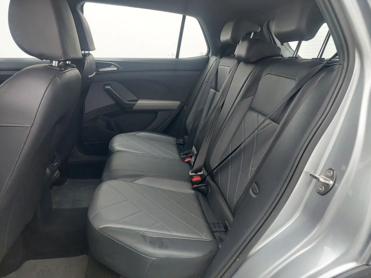 Volkswagen T-Cross Comfortline 1.0 TSI Flex 5P Aut., foto 17 de 18
