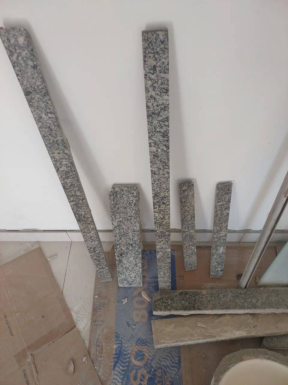 Soleira respaldo testeira granito marmore cinza  andorinha - Foto 2