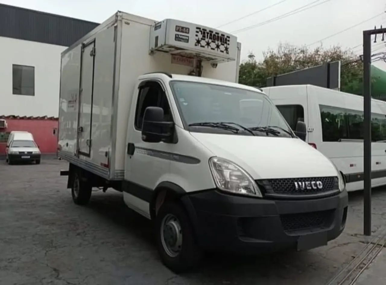 Iveco Daily DAILY CHASSI 35S14 2P (DIES.)(E5) 2018