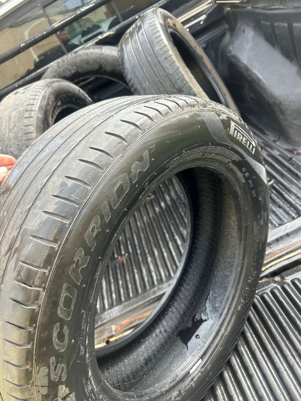 Pneus Pirelli Scorpion 215/60 r17 96h