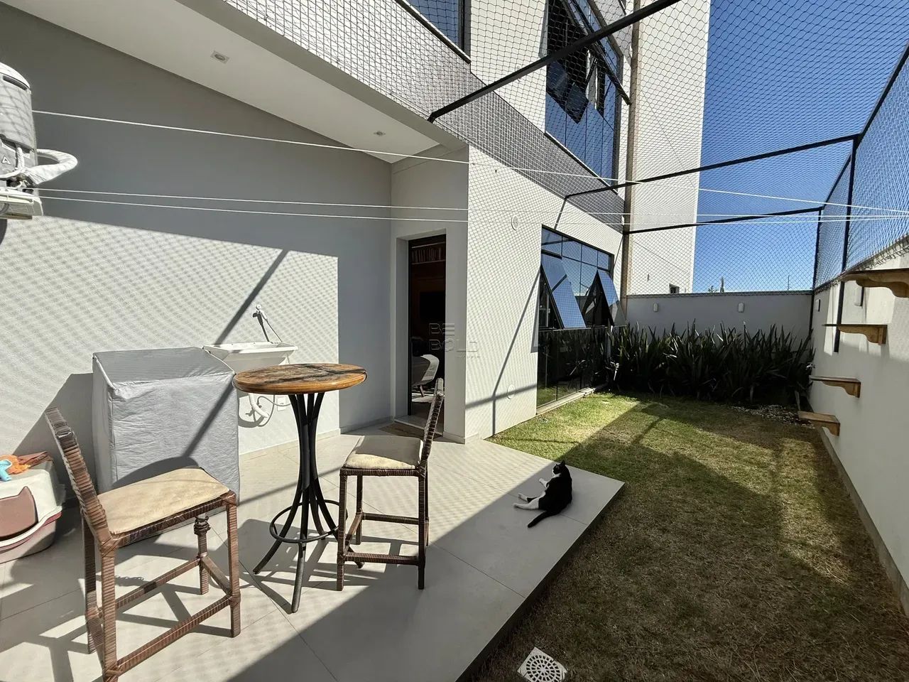 Apartamento com terraço em Coqueiros