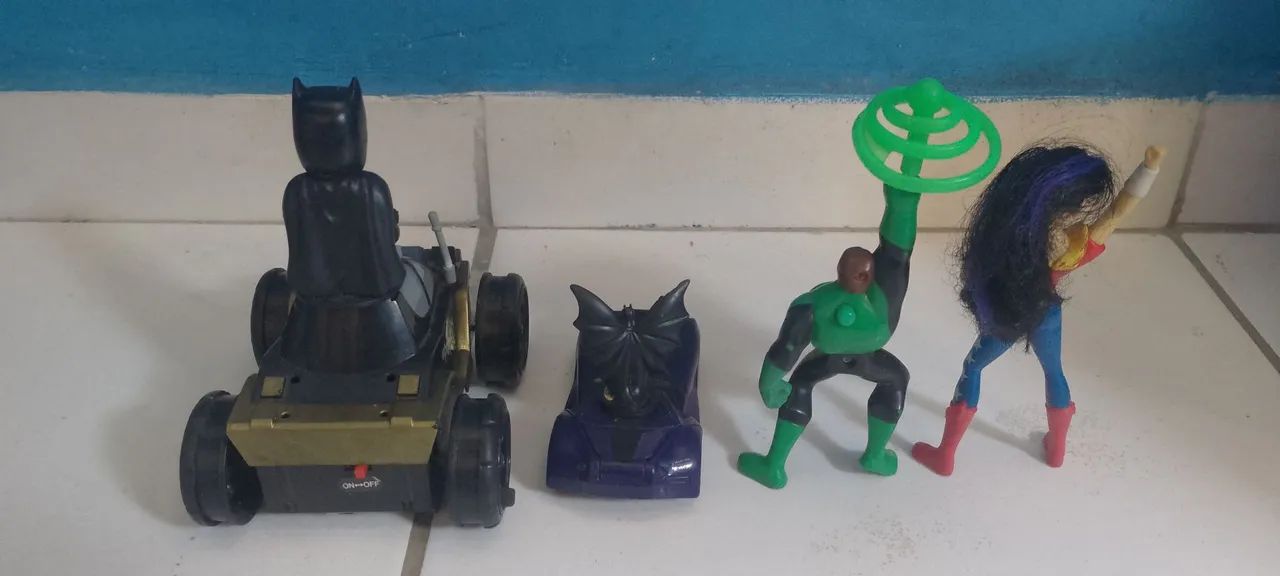 Lote super heróis  - Foto 2