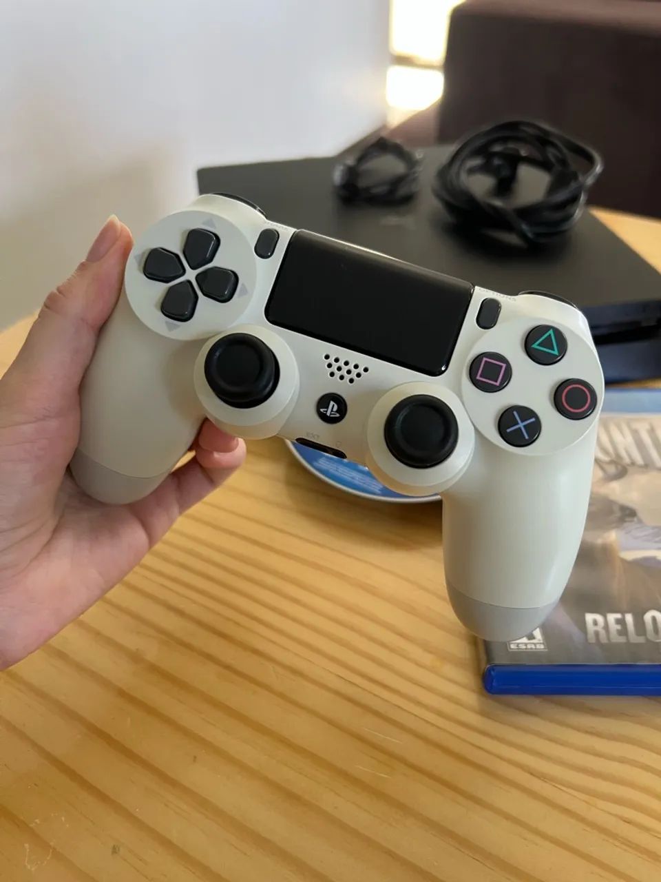 PS4 slim 1TB - Foto 3