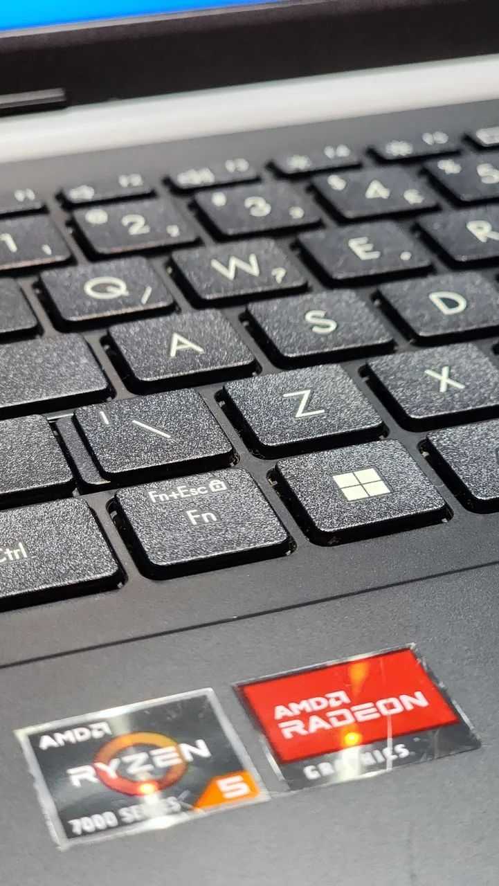 Notebook Asus Ryzen 5 7520 Impecável! - Notebooks - Cará-cará