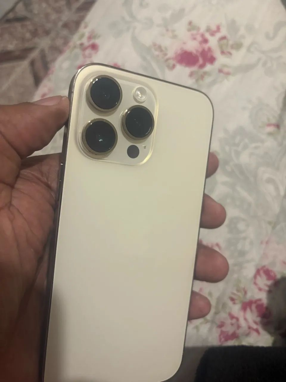Vendo iPhone 14 Pro Max gold ( dourado) 