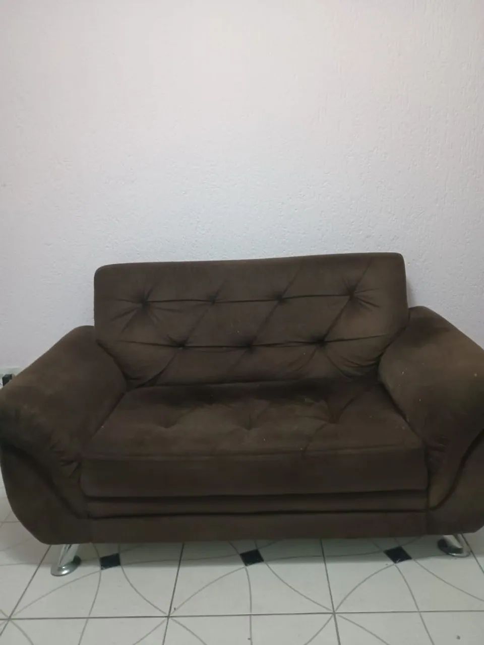 Par de sofá marrom usado em bom estado 
