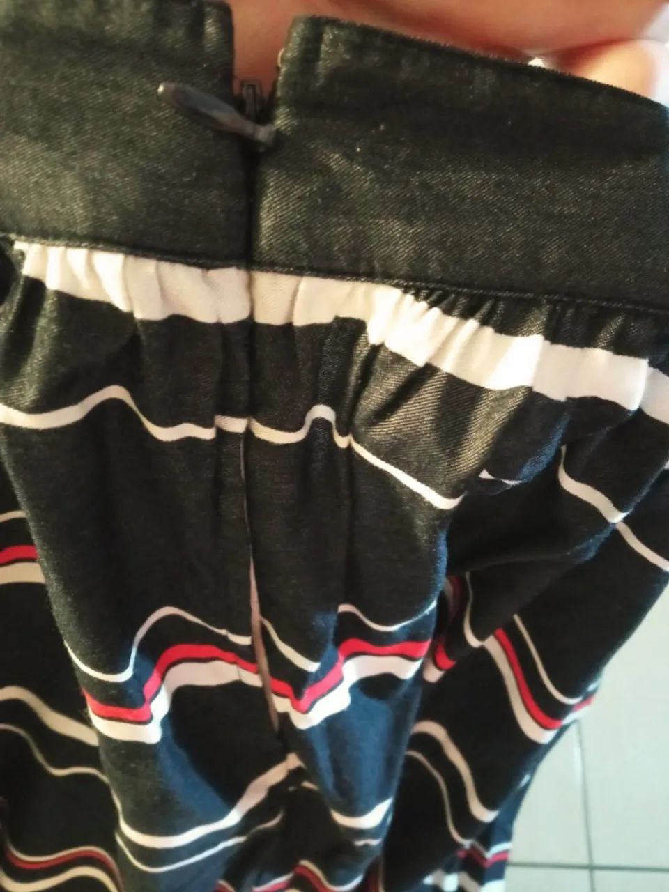 Saia listrada Tommy Hilfiger original - Foto 2