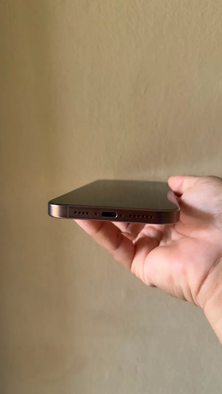 iPhone 16 pro Max 256 g  - Foto 3