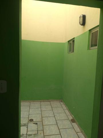 Alugo casa ampla no turu por r$ 1900 reais - Foto 8