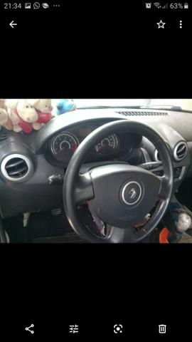 Carro Logan 2011 - Foto 3