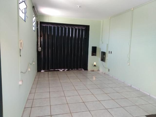 Casa residencial com 3 quartos, no Centro da cidade - Foto 2