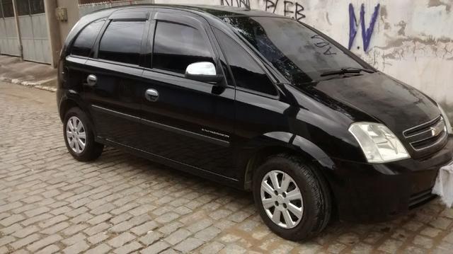 Meriva 09/10 completa câmbio manual-vendo/troco por carro mais novo - Foto 2