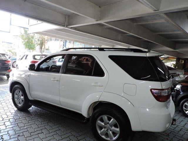 Hilux SW4 SRV D4-D 4x4 3.0 TDI Dies. Aut - Foto 4