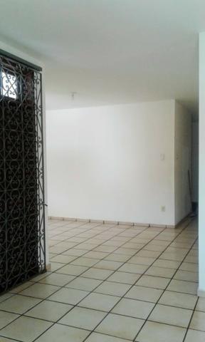 Alugo no São Francisco ao lado do Hiper Bompreço ( leia a descrição ) - Foto 6