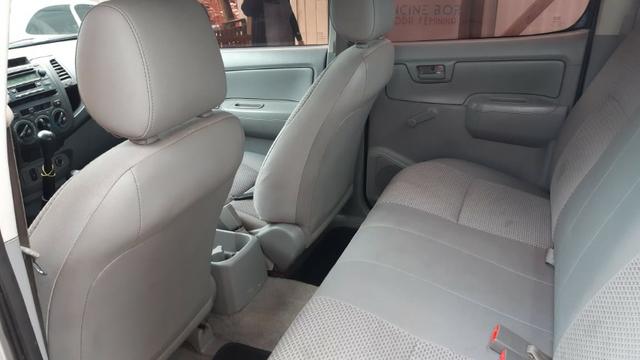 Hilux 2010 por R$ 47.000,00 - Foto 11
