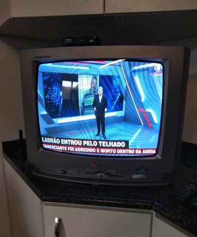 TV LG 14" com controle