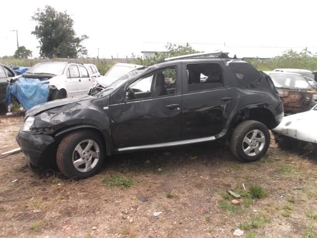 Sucata Renault Duster para retirada de peça - Foto 2