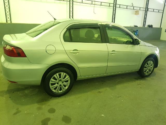 Vw - Volkswagen Voyage 1.0 completo - Foto 3