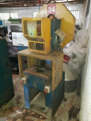 Prensa excêntrica 15 ton. Blauth