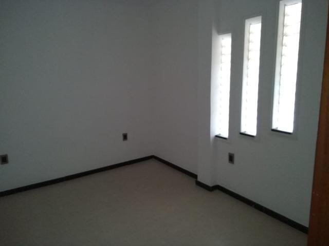 Alugo Apartamento com 03 Quartos com 01 vaga de Garagem - Foto 4