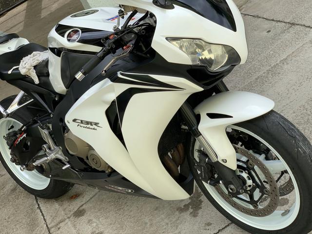 CBR 1000 RR Fire Blade - Foto 6