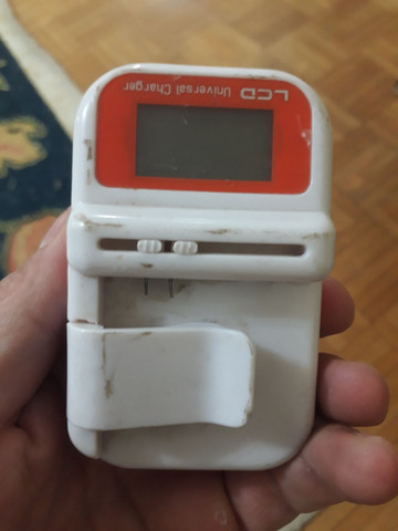 carregador portátil LCD - Foto 2