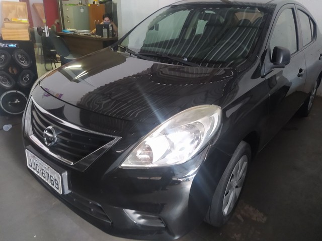 NISSAN VERSA S 1.6 COMPLETO