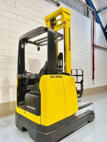 Empilhadeira Elétrica Retrátil ETV116, Capacidade 1.600Kg - Foto 2