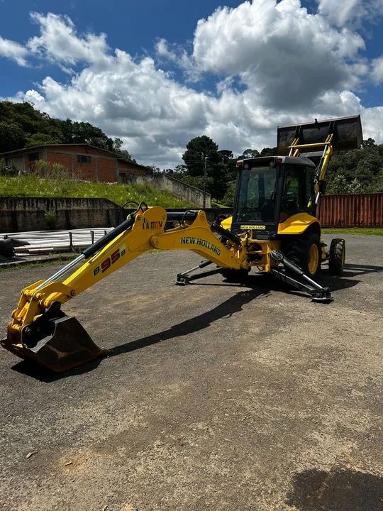 Retro escavadeira new holland b95b 2012 - Foto 4