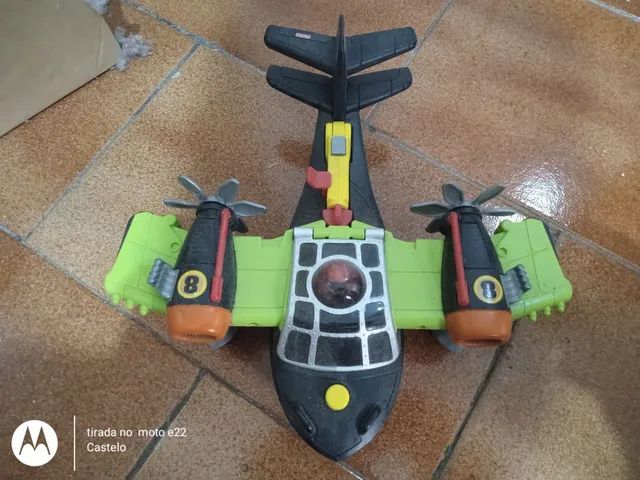 Brinquedo avião fhisher