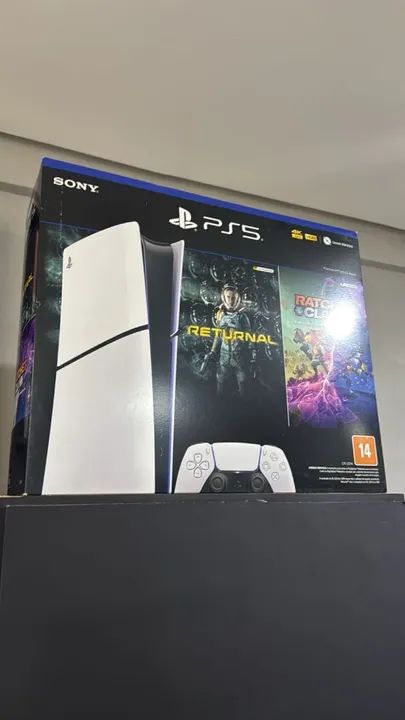 Ps5 digital com 2 jogos e 1 controle zero lacrado na caixa com nota.
