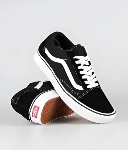 Tênis Vans Oldskool Clássico