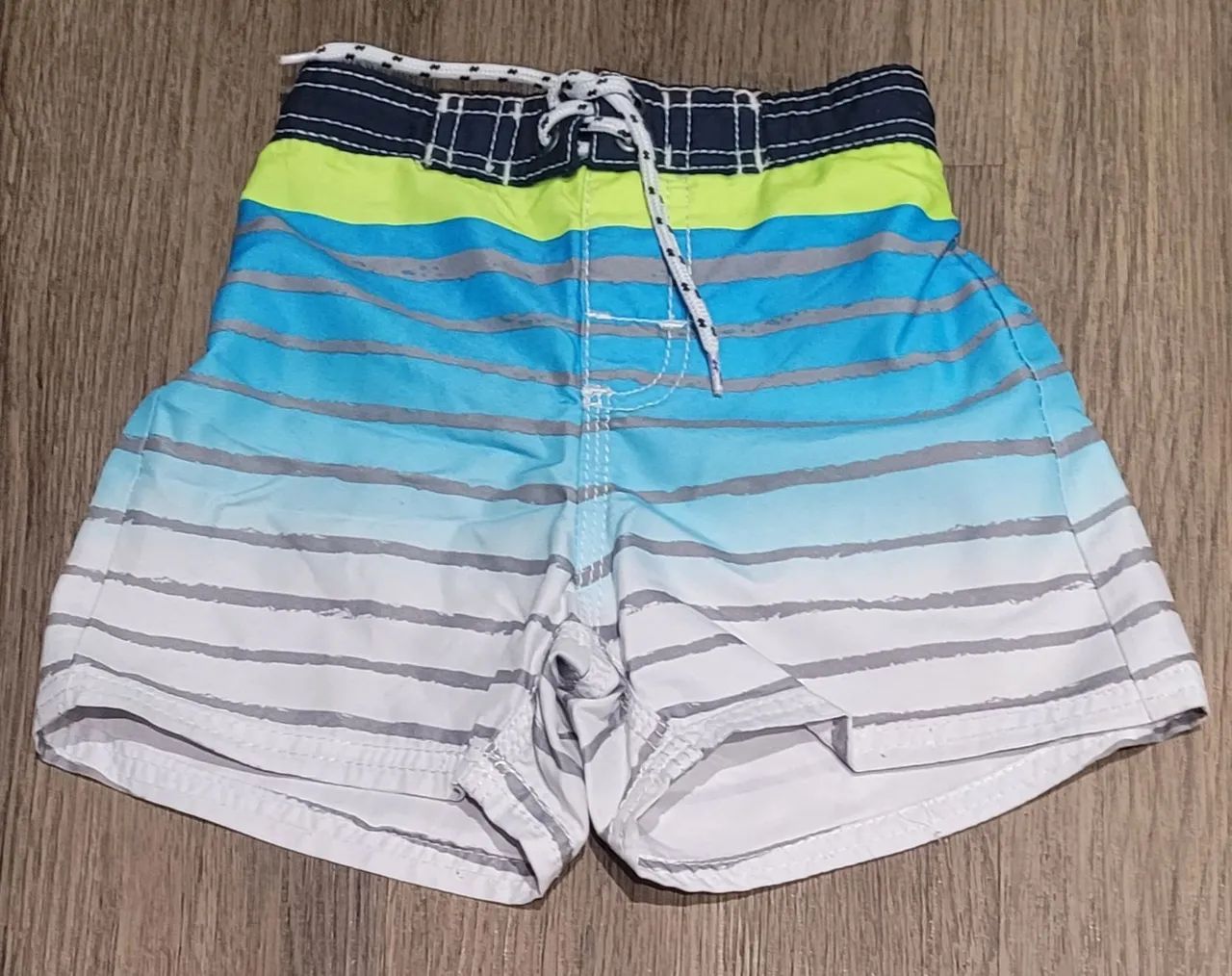 Bermuda infantil OSHKOSH
