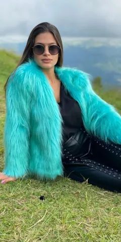 Vendo lindo casaco Azul turquesa 