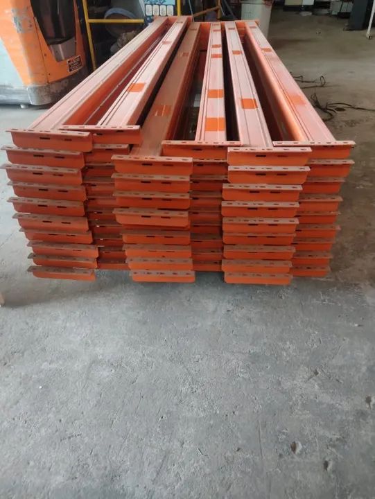 Longarinas seminovas Esmena - Porta Paletes,pallets - Foto 3