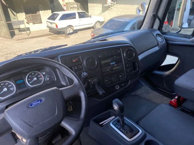 Ford Cargo 1933 2018 - Foto 5